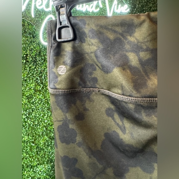 Zella joggers size M - Picture 3 of 5